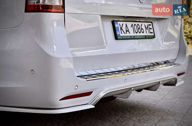 Минивэн Mercedes-Benz V-Class 2016 в 