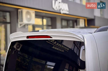 Минивэн Mercedes-Benz V-Class 2016 в 