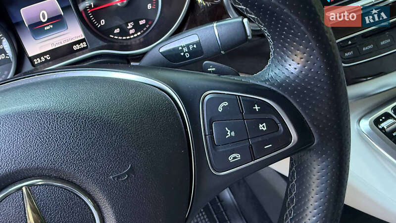 Мінівен Mercedes-Benz V-Class 2016 в Києві