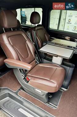 Минивэн Mercedes-Benz V-Class 2018 в 