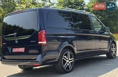 Минивэн Mercedes-Benz V-Class 2017 в 