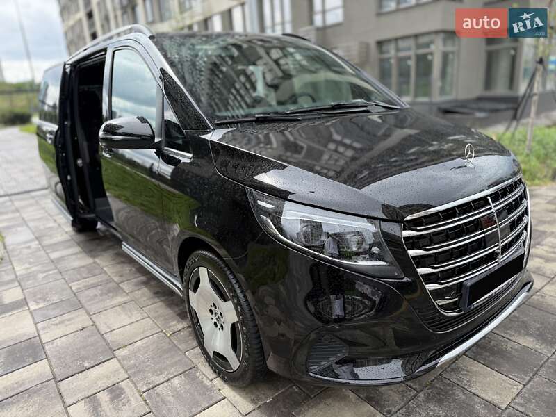 Мінівен Mercedes-Benz V-Class 2025 в Києві