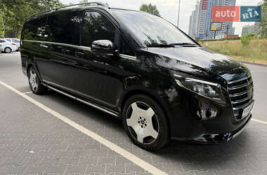 Минивэн Mercedes-Benz V-Class 2025 в 