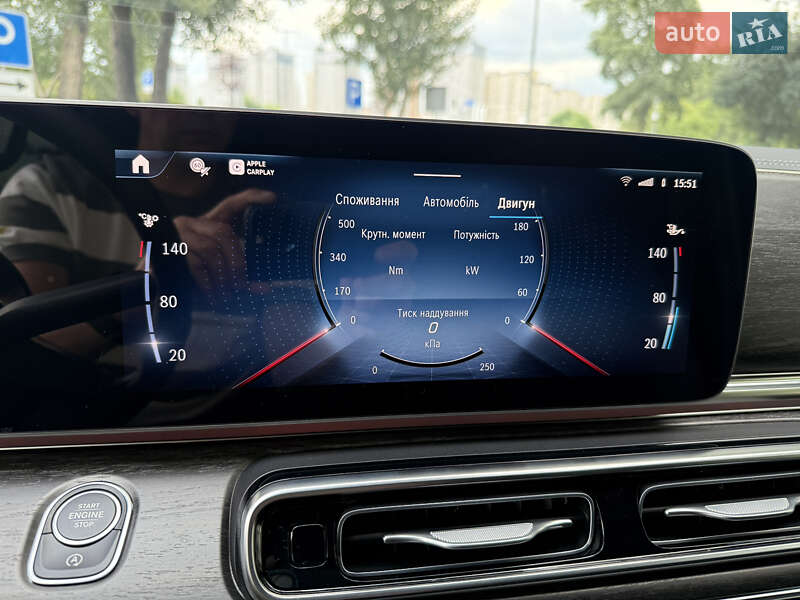 Минивэн Mercedes-Benz V-Class 2025 в Киеве