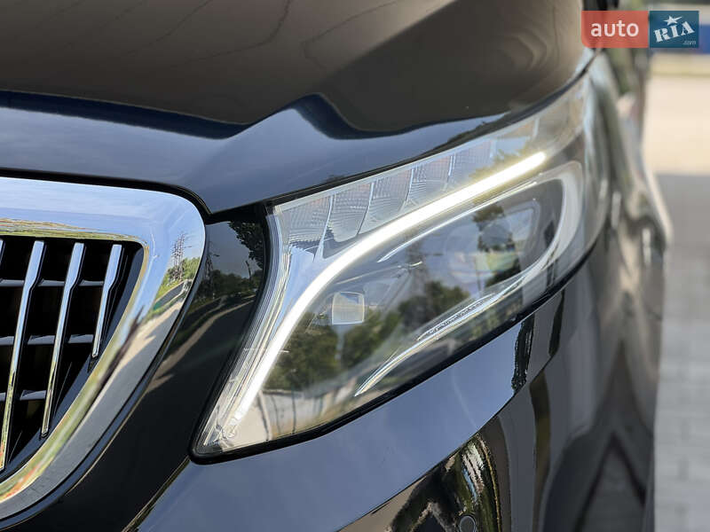Минивэн Mercedes-Benz V-Class 2019 в Днепре