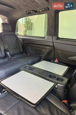 Минивэн Mercedes-Benz V-Class 2019 в 