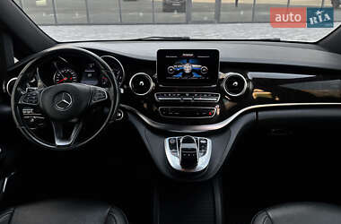 Минивэн Mercedes-Benz V-Class 2017 в 