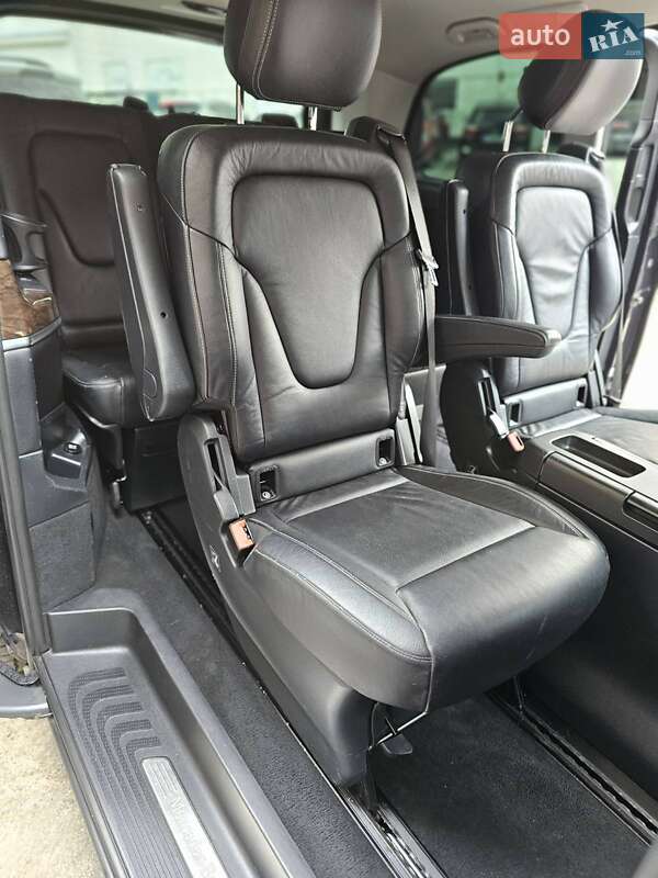Минивэн Mercedes-Benz V-Class 2015 в Киеве фото 16 Минивэн Mercedes-Benz V-Class 2015 в Киеве