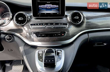 Минивэн Mercedes-Benz V-Class 2019 в 