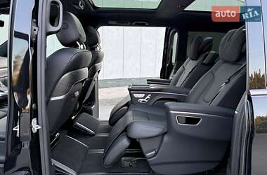 Минивэн Mercedes-Benz V-Class 2025 в 
