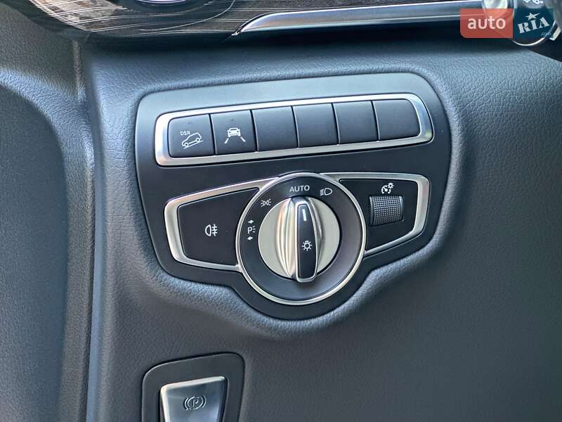 Минивэн Mercedes-Benz V-Class 2023 в Киеве фото 10 Минивэн Mercedes-Benz V-Class 2023 в Киеве