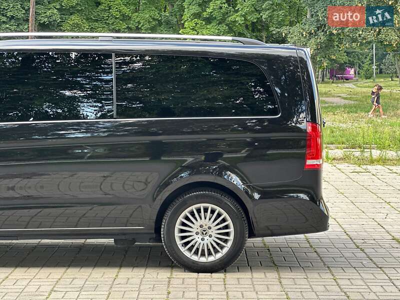 Минивэн Mercedes-Benz V-Class 2023 в Киеве фото 4 Минивэн Mercedes-Benz V-Class 2023 в Киеве
