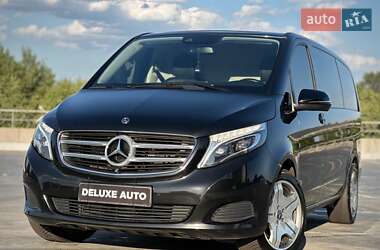 Минивэн Mercedes-Benz V-Class 2018 в 