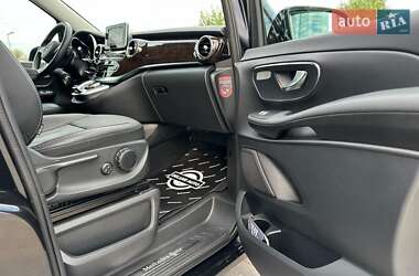Минивэн Mercedes-Benz V-Class 2018 в 