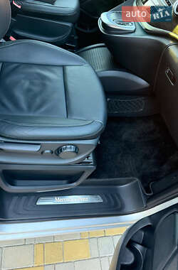 Минивэн Mercedes-Benz V-Class 2020 в Киеве