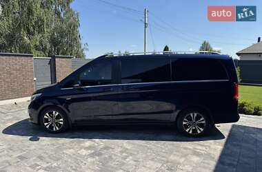 Минивэн Mercedes-Benz V-Class 2016 в 