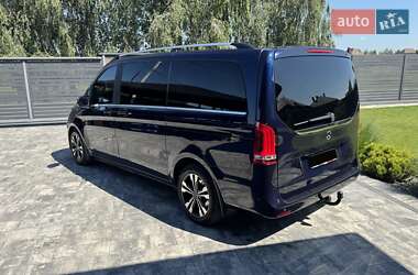 Минивэн Mercedes-Benz V-Class 2016 в 