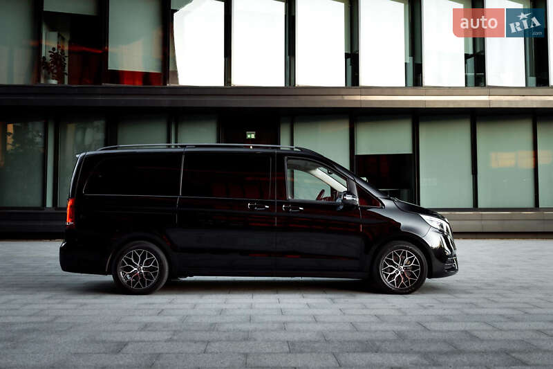 Мінівен Mercedes-Benz V-Class 2020 в Києві