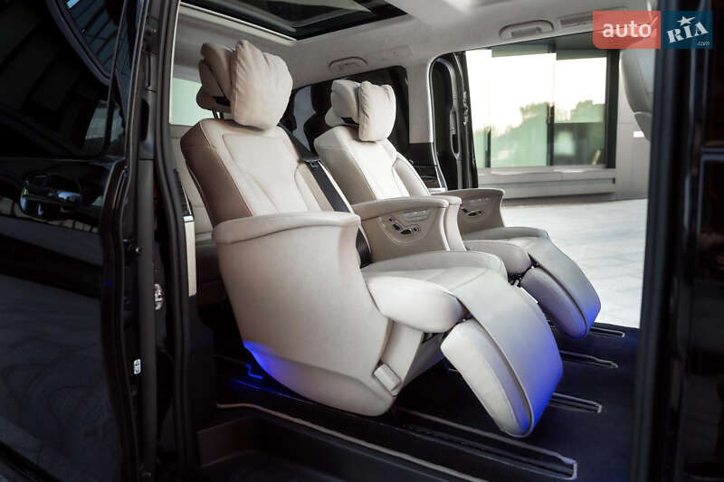 Мінівен Mercedes-Benz V-Class 2020 в Києві