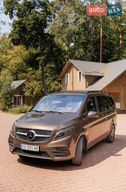Мінівен Mercedes-Benz V-Class 2017 в Хмільнику