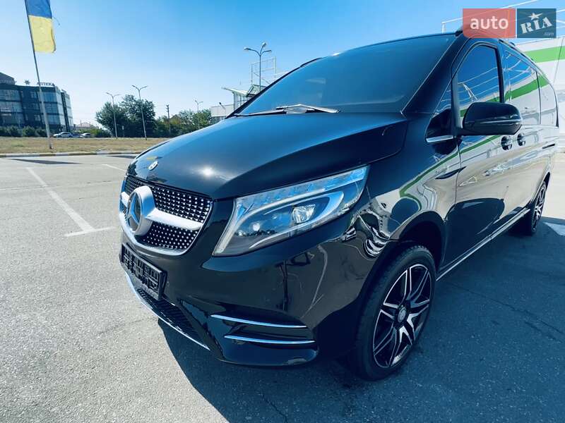 Минивэн Mercedes-Benz V-Class 2017 в Одессе