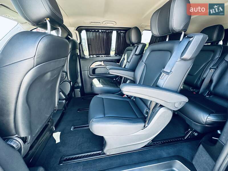 Минивэн Mercedes-Benz V-Class 2017 в Одессе