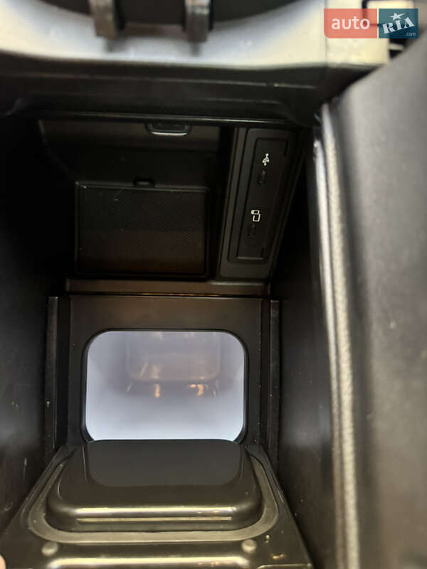 Минивэн Mercedes-Benz V-Class 2020 в Ровно фото 61 Минивэн Mercedes-Benz V-Class 2020 в Ровно