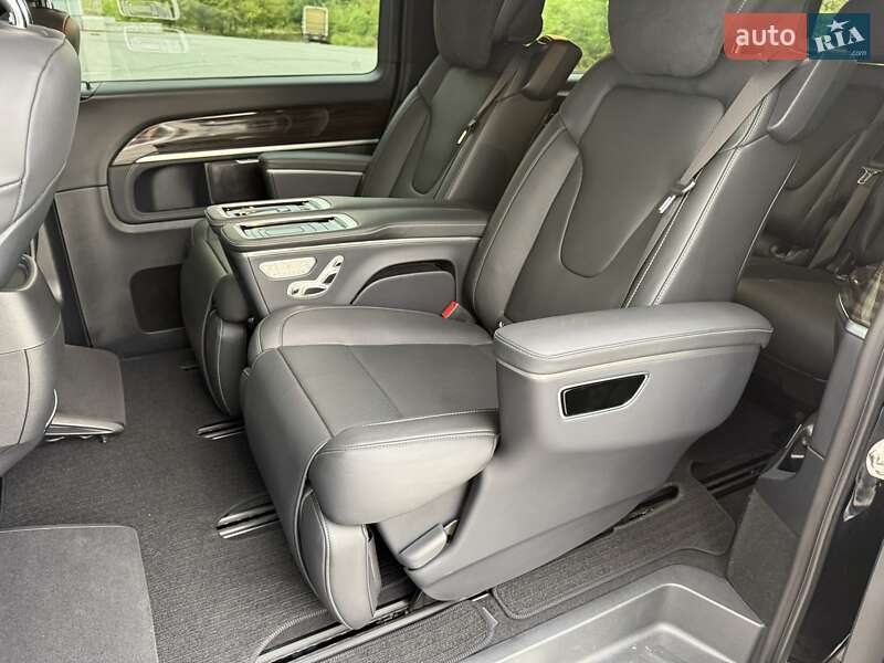 Минивэн Mercedes-Benz V-Class 2022 в Днепре фото 9 Минивэн Mercedes-Benz V-Class 2022 в Днепре
