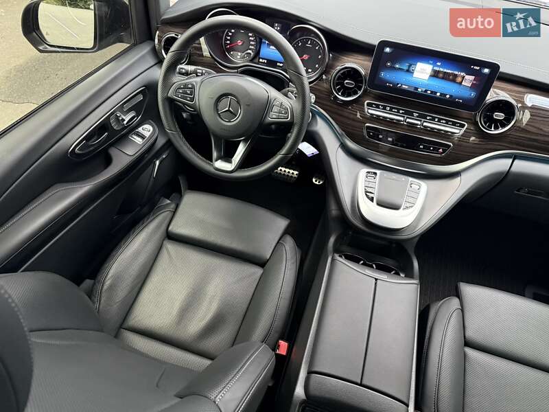 Минивэн Mercedes-Benz V-Class 2022 в Днепре фото 23 Минивэн Mercedes-Benz V-Class 2022 в Днепре