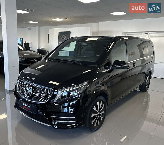 Минивэн Mercedes-Benz V-Class 2023 в Киеве фото 3 Минивэн Mercedes-Benz V-Class 2023 в Киеве