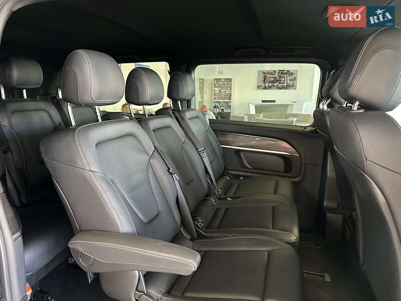 Минивэн Mercedes-Benz V-Class 2023 в Киеве фото 15 Минивэн Mercedes-Benz V-Class 2023 в Киеве