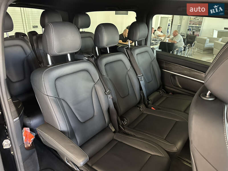 Минивэн Mercedes-Benz V-Class 2023 в Киеве фото 16 Минивэн Mercedes-Benz V-Class 2023 в Киеве
