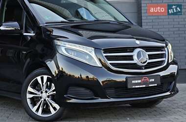 Минивэн Mercedes-Benz V-Class 2015 в 
