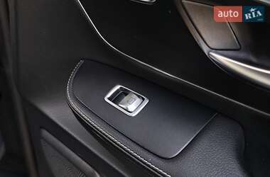 Минивэн Mercedes-Benz V-Class 2015 в 