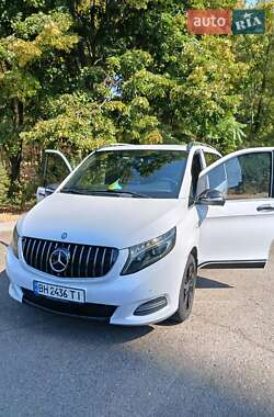 Мінівен Mercedes-Benz V-Class 2015 в Одесі