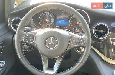Минивэн Mercedes-Benz V-Class 2023 в 
