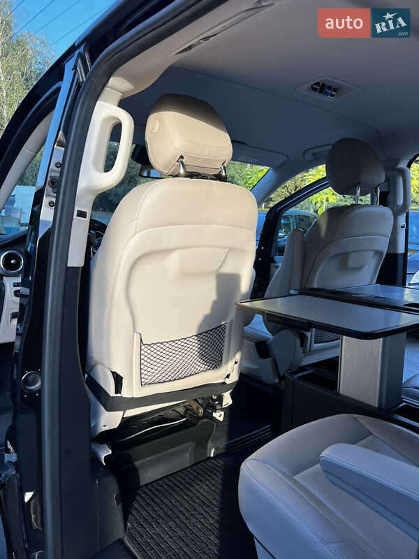Мінівен Mercedes-Benz V-Class 2014 в Києві фото 14 Мінівен Mercedes-Benz V-Class 2014 в Києві