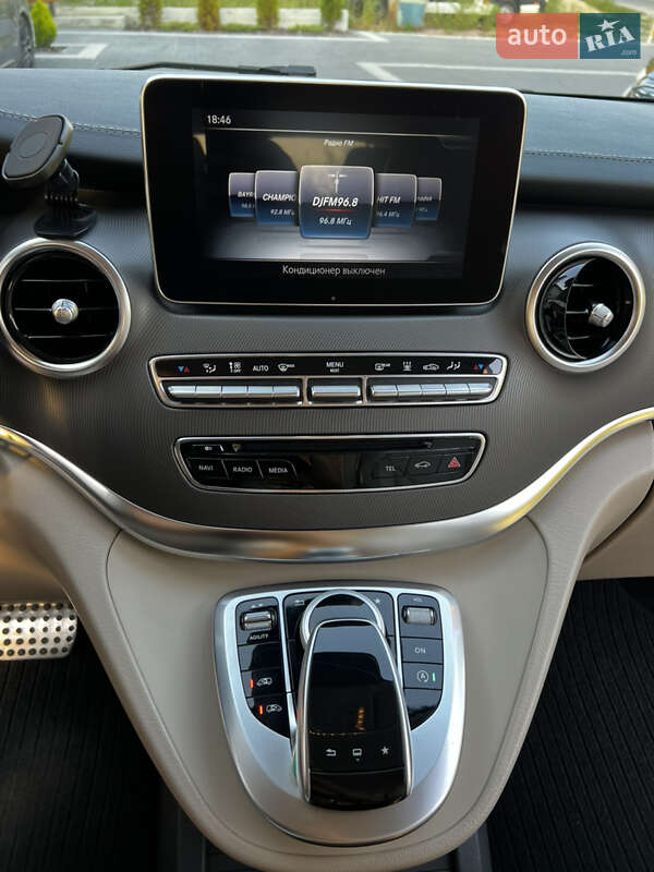 Мінівен Mercedes-Benz V-Class 2014 в Києві фото 17 Мінівен Mercedes-Benz V-Class 2014 в Києві