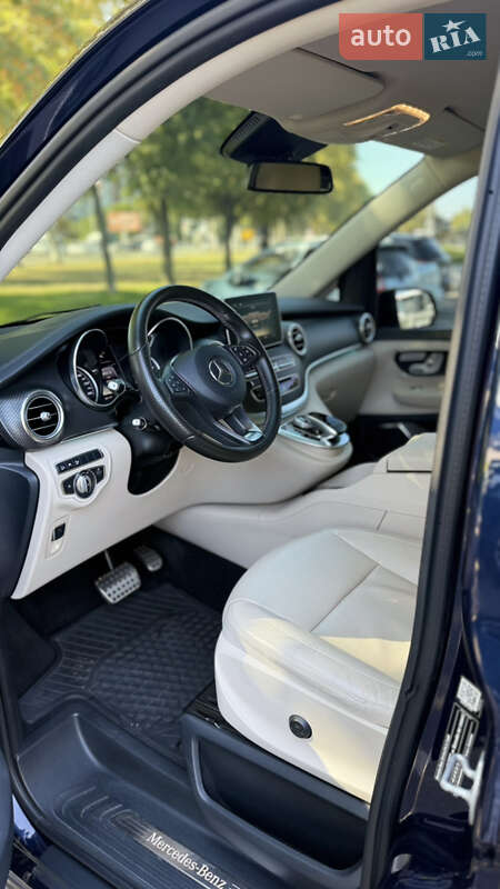 Минивэн Mercedes-Benz V-Class 2017 в Днепре фото 33 Минивэн Mercedes-Benz V-Class 2017 в Днепре