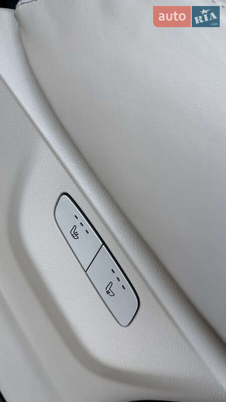 Минивэн Mercedes-Benz V-Class 2017 в Днепре фото 57 Минивэн Mercedes-Benz V-Class 2017 в Днепре