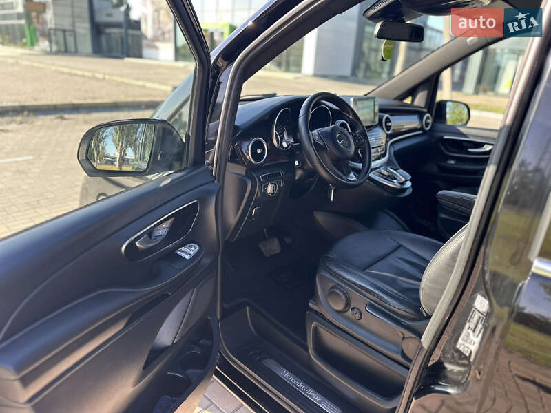 Минивэн Mercedes-Benz V-Class 2015 в Херсоне