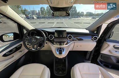 Минивэн Mercedes-Benz V-Class 2018 в 