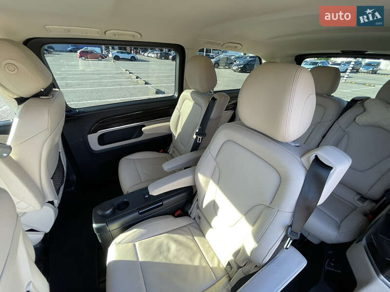 Минивэн Mercedes-Benz V-Class 2018 в Днепре фото 35 Минивэн Mercedes-Benz V-Class 2018 в Днепре