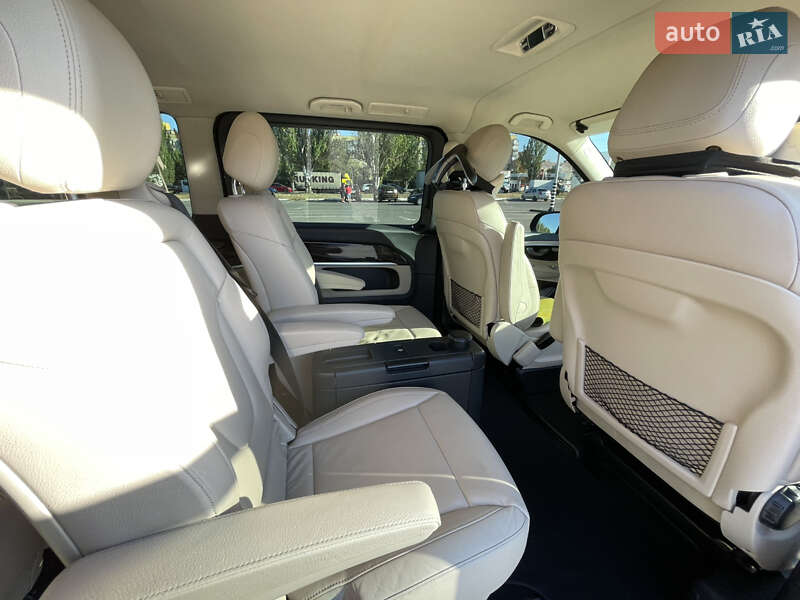 Минивэн Mercedes-Benz V-Class 2018 в Днепре фото 38 Минивэн Mercedes-Benz V-Class 2018 в Днепре