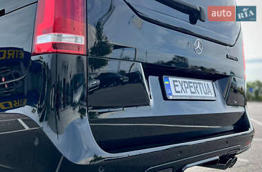 Минивэн Mercedes-Benz V-Class 2018 в 