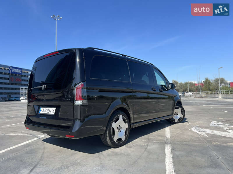 Мінівен Mercedes-Benz V-Class 2016 в Києві