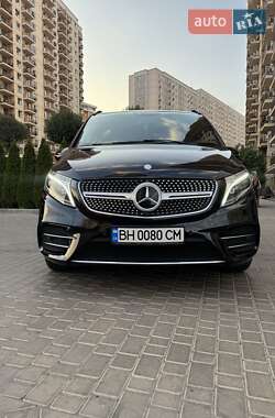Минивэн Mercedes-Benz V-Class 2017 в 
