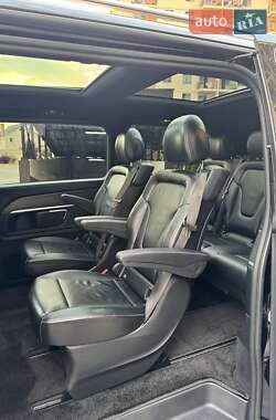 Минивэн Mercedes-Benz V-Class 2017 в 