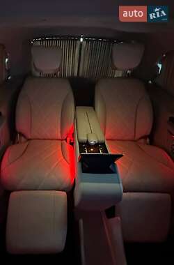 Минивэн Mercedes-Benz V-Class 2021 в 