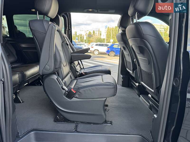 Минивэн Mercedes-Benz V-Class 2021 в Киеве